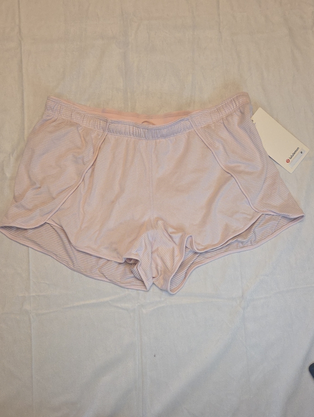 Lululemon Swiftly Mid-Rise Short 3" In Blush Quartz